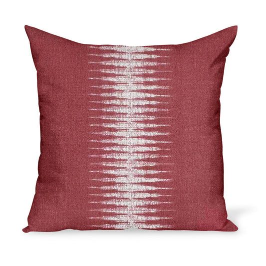 Coussin Ikat couleur grenade de Peter Dunham Textiles 